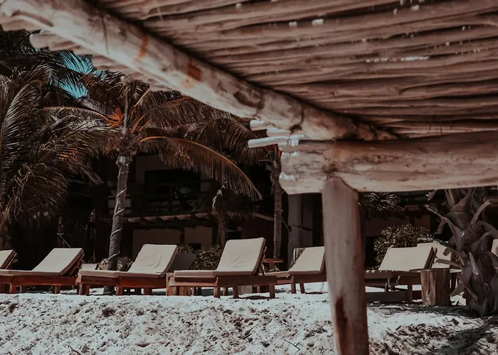 Niken Beachfront Tulum Hotel