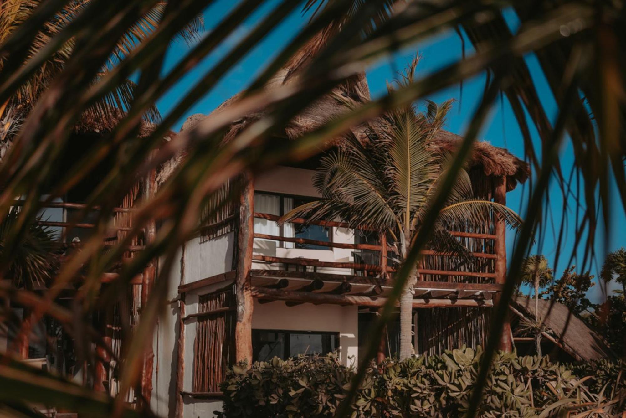 Hotel Niken Beachfront