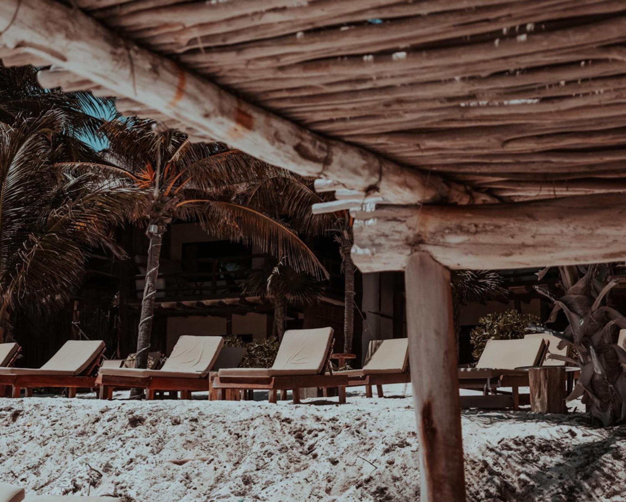 Niken Beachfront 4*